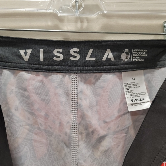 VISSLA Shark Alley Upcycled Boardshorts - Sz 34 - Picture 5 of 12